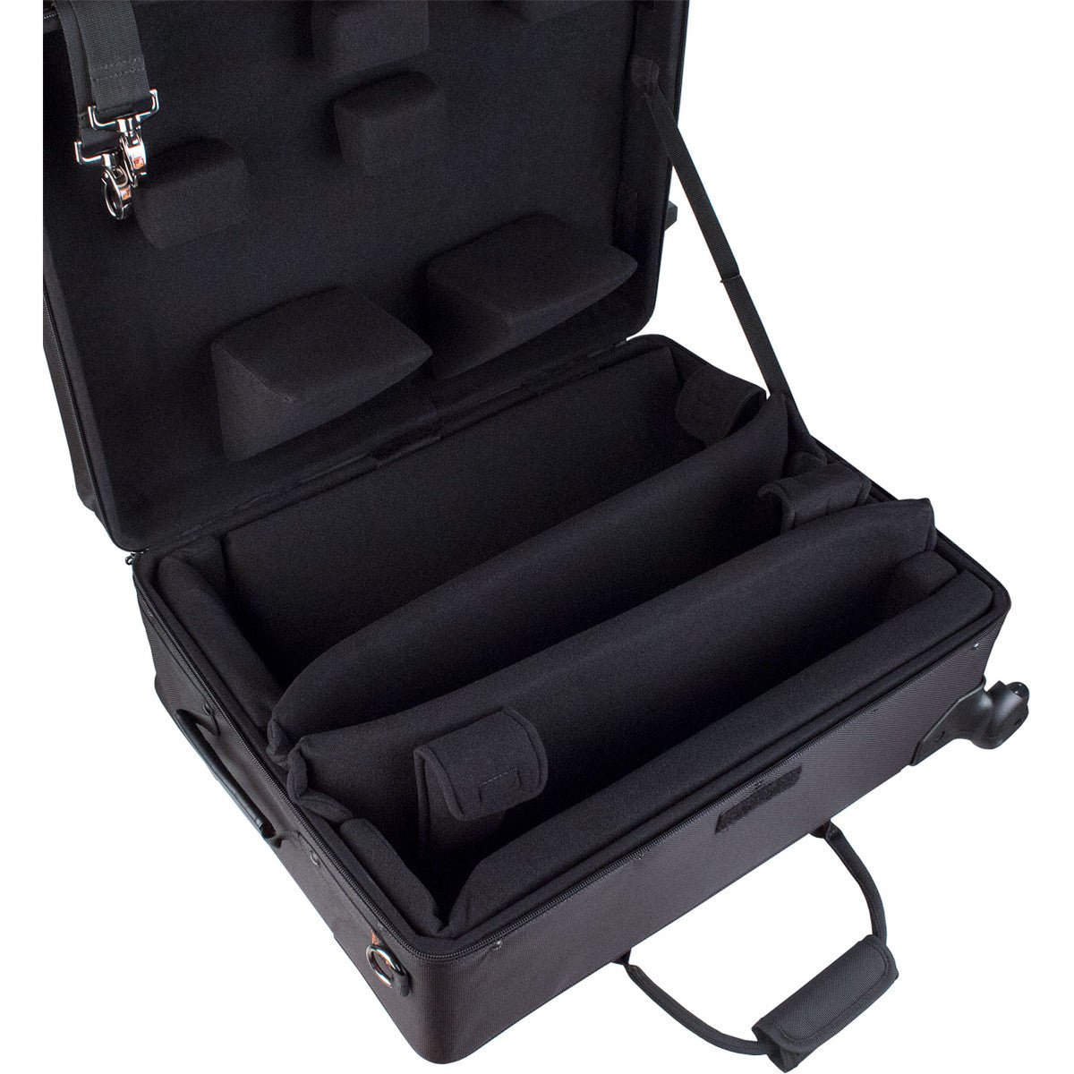 PROTEC IPAC Quad Horn Case With Wheels